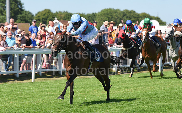 Gt_Yarm_Races_10_Aug_2022-18