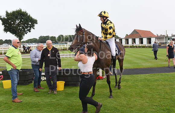Gt_Yarm_19_Aug_Evening_Race-35