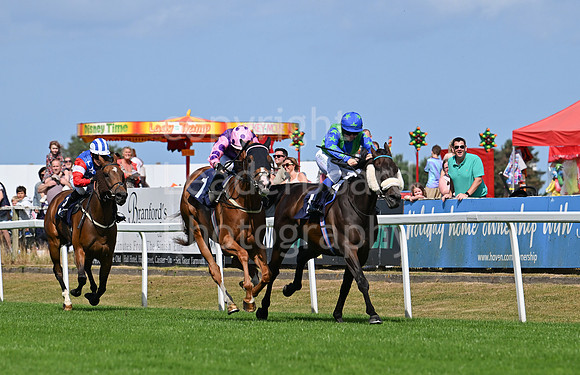 Gt_Yarm_25_Aug_Family_Raceday_2024-18