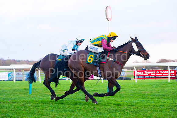 24IB_Fakenham_Races_December_191