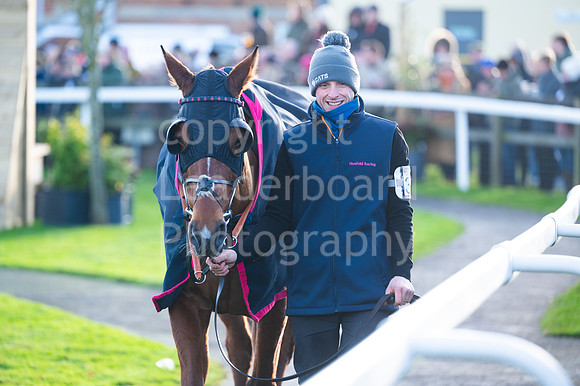 24IB_Fakenham_Races_December_116