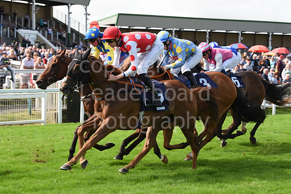 Gt_Yarm_Races_24_Aug_2021-144