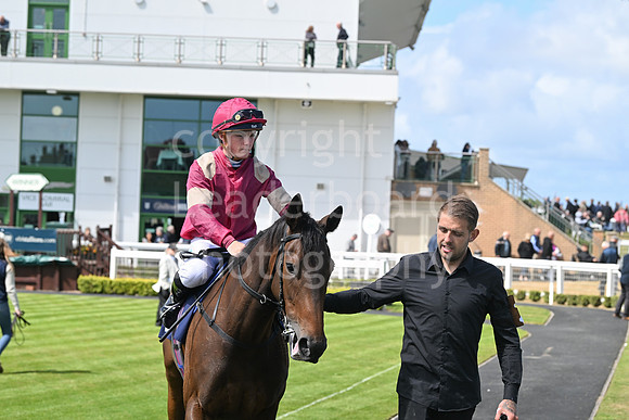 Gt_Yarm_22_May-15