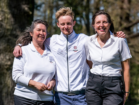 52_ENGLAND_GOLF_ACTION_2016