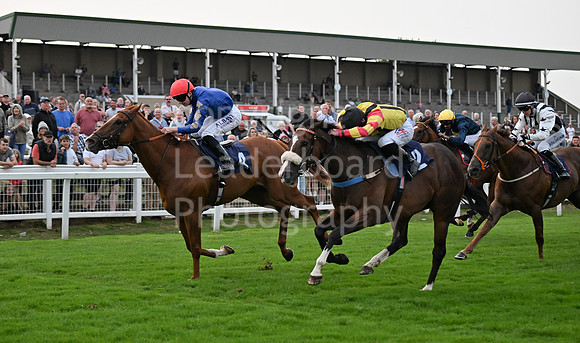 Gt_Yarm_19_Aug_Evening_Race-204