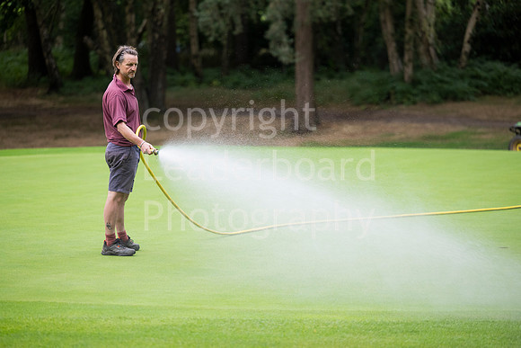 NB_005_Under_25_Woburn