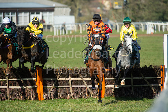 NB_003_Fakenham_Lycetts_Raceday