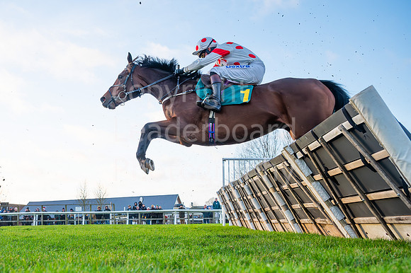 24IB_Fakenham_Races_December_155
