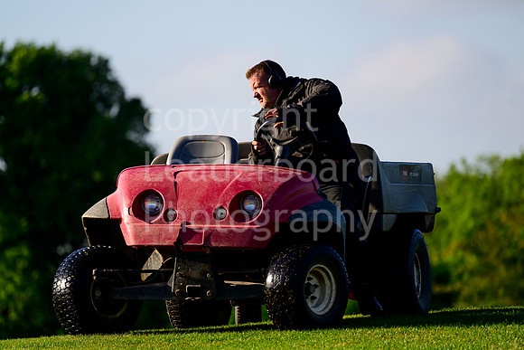 NZ9_2860