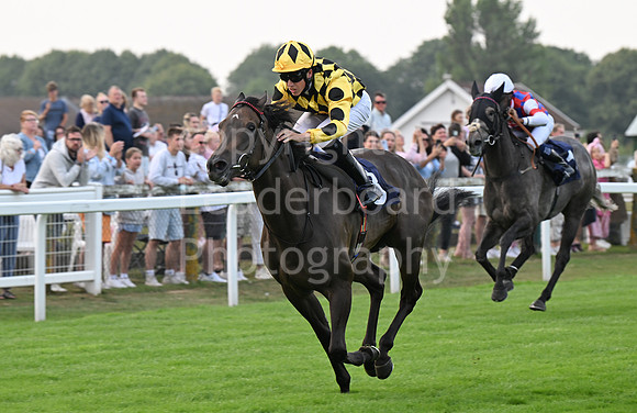 Gt_Yarm_19_Aug_Evening_Race-25