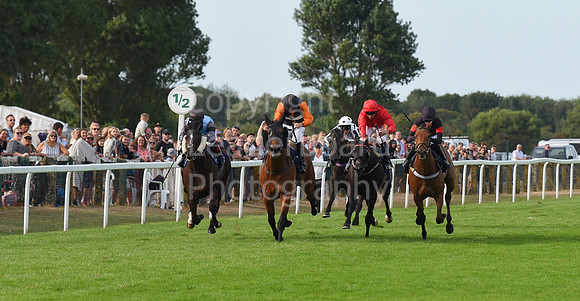 Gt_Yarm_Races_28_Aug_2022-213