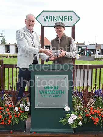 Gt_Yarm_Racing_3rd_July_Presentation-3