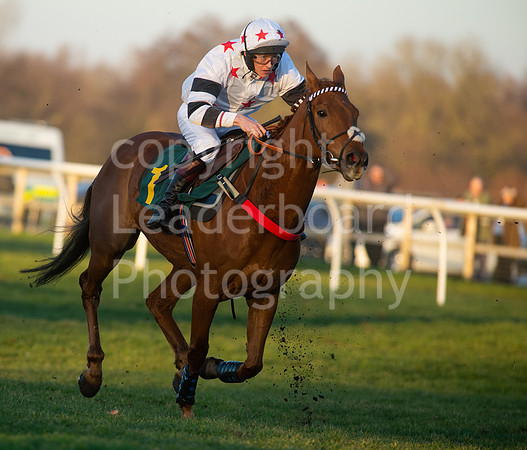 NB_096_Fakenham_Lycetts_Raceday