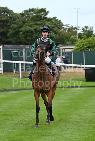 Gt_Yarm_25_Aug_Family_Raceday_2024-253