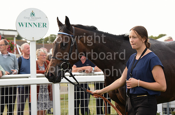 Gt_Yarm_Races_13_Sept8-201