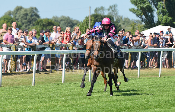 Gt_Yarm_Races_10_Aug_2022-45