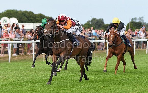 Gt_Yarm_21_Aug_2022-24