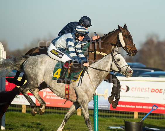 NB_075_Fakenham_Lycetts_Raceday