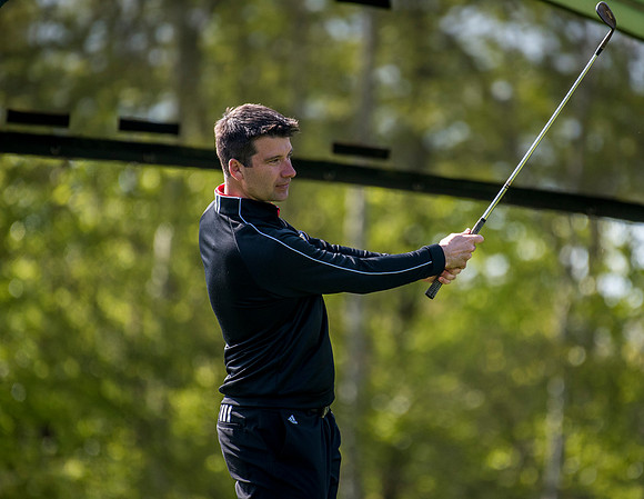 97_ENGLAND_GOLF_ACTION_2016