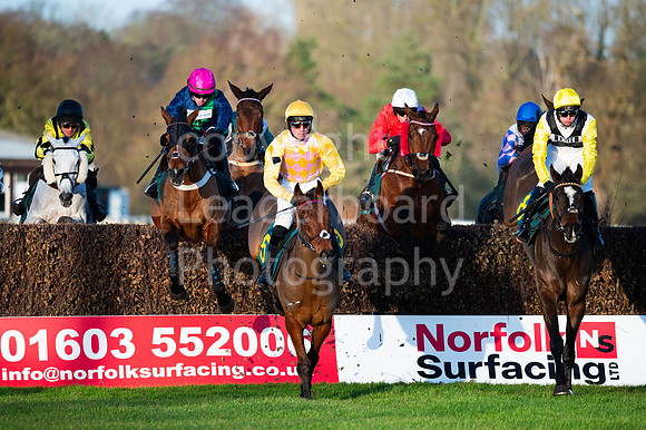 24IB_Fakenham_Races_December_125