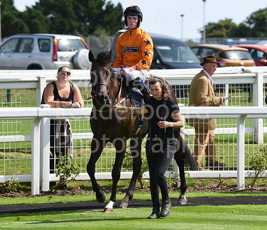 Gt_Yarm_Races_24_Aug_2021-30
