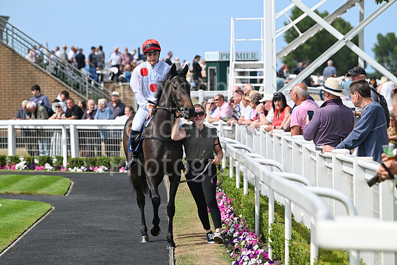 Gt_Yarm_Racing_3rd_July-76