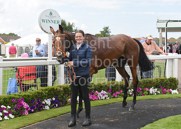 Gt_Yarm_28_July_2025_Groom-3