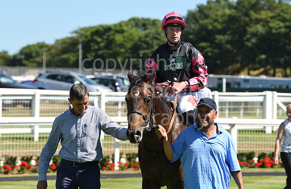 Gt_Yarm_Races_10_Aug_2022-54