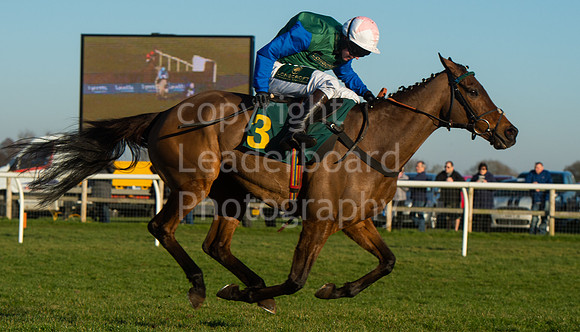 NB_053_Fakenham_Lycetts_Raceday