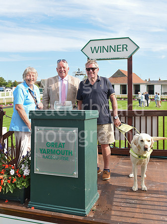 Gt_Yarm_Racing_3rd_July_Presentation-5