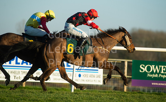 NB_085_Fakenham_Lycetts_Raceday
