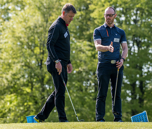 101_ENGLAND_GOLF_ACTION_2016