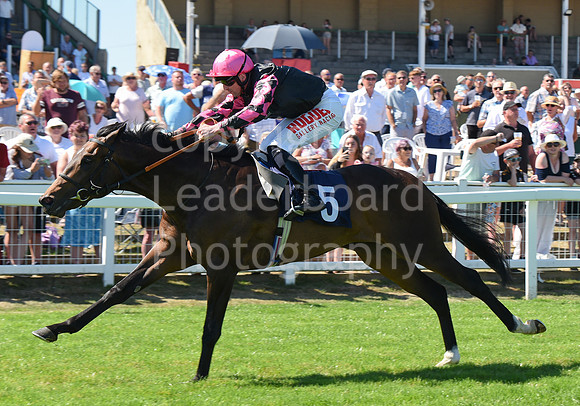 Gt_Yarm_Races_10_Aug_2022-51