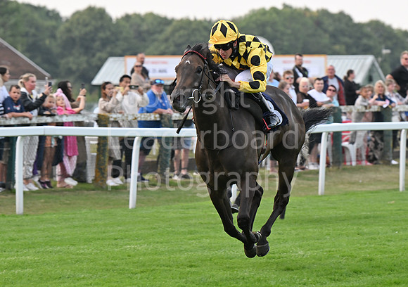 Gt_Yarm_19_Aug_Evening_Race-24