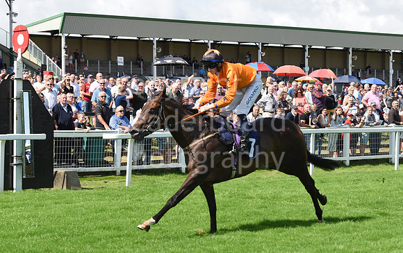 Gt_Yarm_Races_24_Aug_2021-25