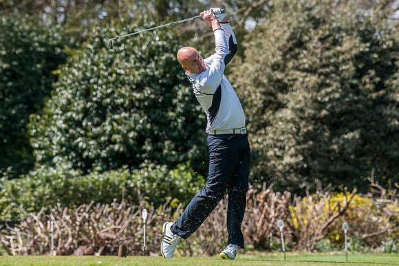 10_ENGLAND_GOLF_ACTION_2016
