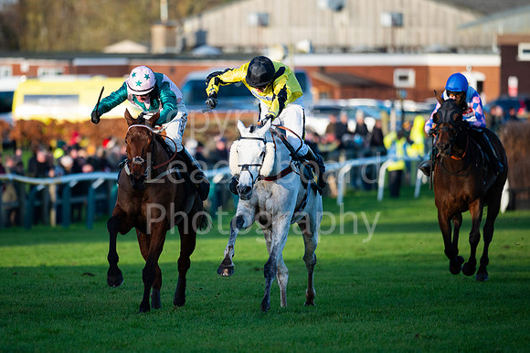24IB_Fakenham_Races_December_136