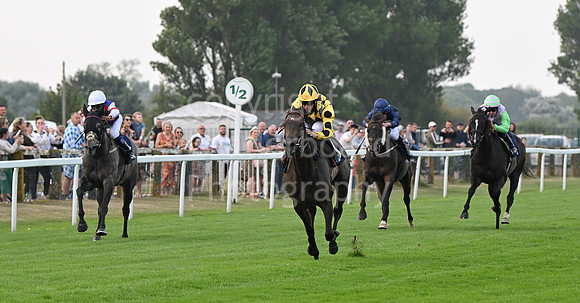 Gt_Yarm_19_Aug_Evening_Race-19