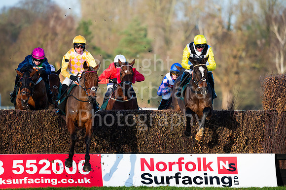 24IB_Fakenham_Races_December_124