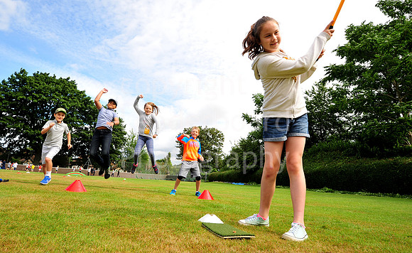 NB_032_HSBC_Golf_Foundation