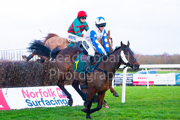 24IB_Fakenham_Races_December_187