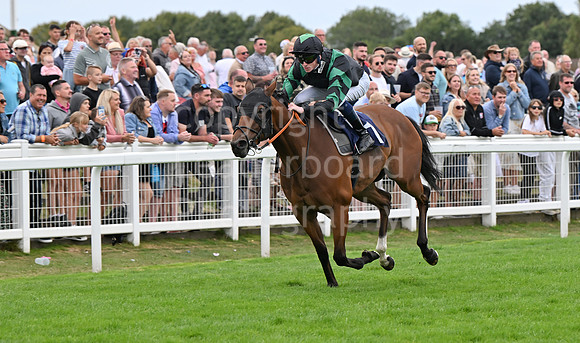 Gt_Yarm_25_Aug_Family_Raceday_2024-243