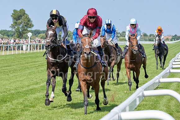 Great Yarmouth  Race Four 11th Aug 2021 0278