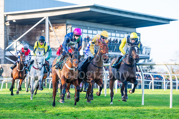 24IB_Fakenham_Races_December_121