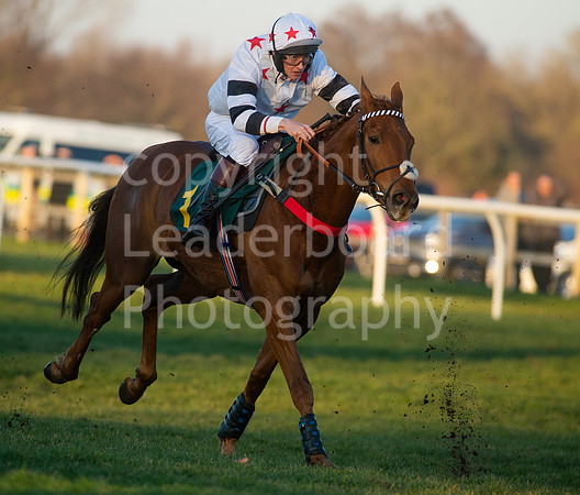 NB_095_Fakenham_Lycetts_Raceday
