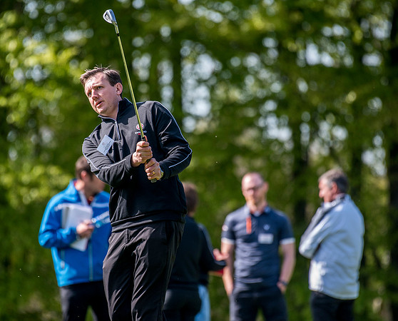 87_ENGLAND_GOLF_ACTION_2016