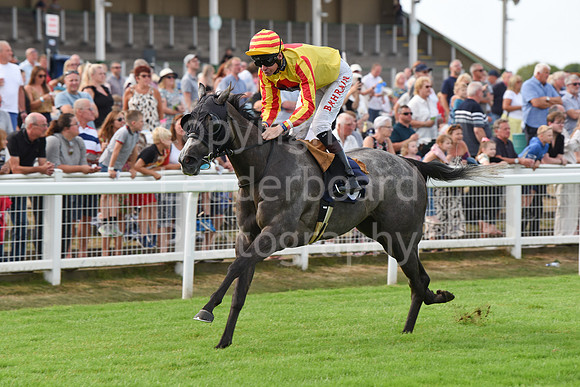 Gt_Yarm_21_Aug_2022-180
