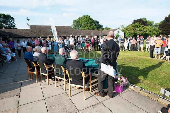 NB_McGregor_Trophy_2014
