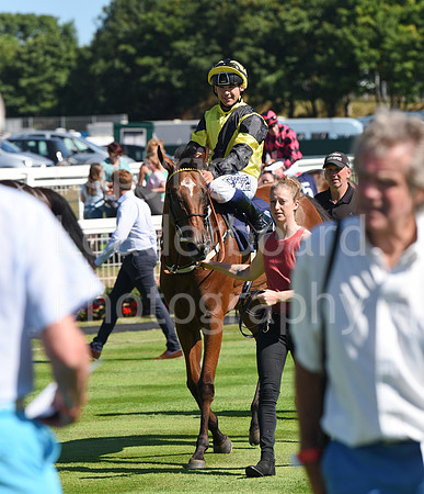 Gt_Yarm_Races_10_Aug_2022-101