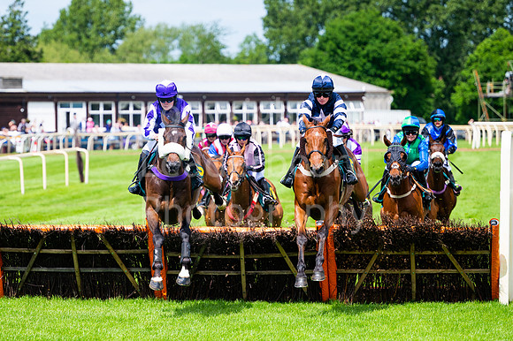 22IB_Fakenham_Races-14